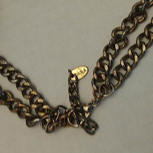 Assorted Necklaces 4 pieces - Picture 12 of 12